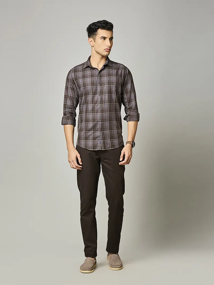 Sharp White Pinstripe Casual Shirt - Image 3