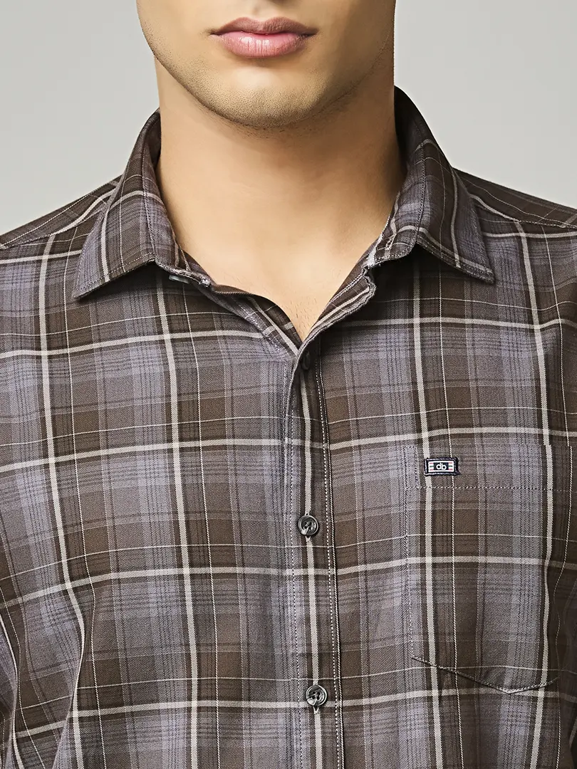 Sharp White Pinstripe Casual Shirt - Image 4